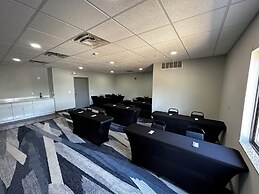 Comfort Suites Auburn Hills-Detroit