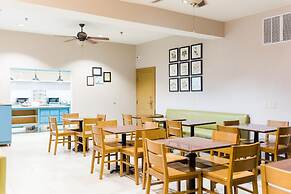 Country Inn & Suites by Radisson, Helen, GA