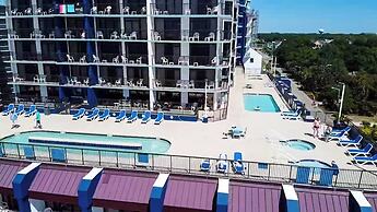 Grande Shores Ocean Resort