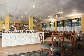 Grande Shores Ocean Resort