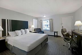 Motel 6 Washington, PA