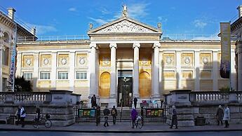 Holiday Inn Oxford by IHG