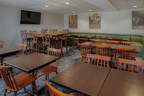 Fairfield Inn & Suites Dayton Troy