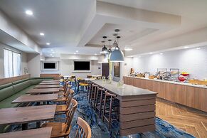 Fairfield Inn & Suites Memphis I-240 & Perkins