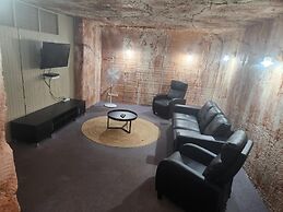 Coober Pedy Experience Motel