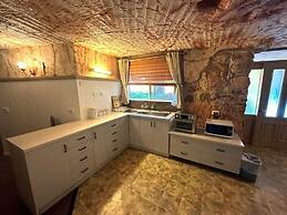 Coober Pedy Experience Motel