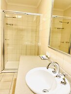 The Menzies Ballarat