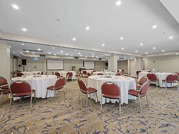 Batman’s Hill on Collins