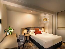 Batman’s Hill on Collins