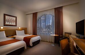 Best Western Plus Travel Inn Hotel