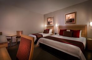 Best Western Plus Travel Inn Hotel