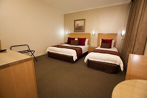 Best Western Plus Travel Inn Hotel