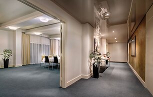 Best Western Plus Travel Inn Hotel