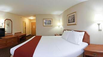 Holiday Inn Express & Suites Bucyrus by IHG