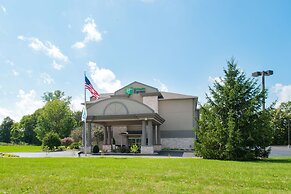 Holiday Inn Express & Suites Bucyrus by IHG