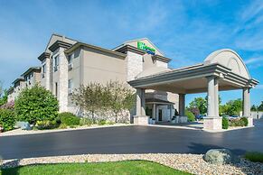 Holiday Inn Express & Suites Bucyrus by IHG