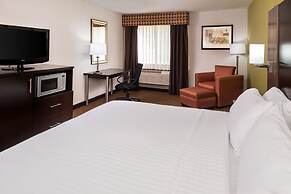 Holiday Inn Express & Suites Bucyrus by IHG