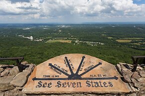 Holiday Inn Express Hotel & Suites Chattanooga-Lookout Mtn by IHG