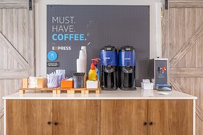 Holiday Inn Express & Suites College Station by IHG