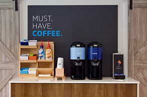 Holiday Inn Express & Suites College Station by IHG