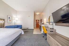 Holiday Inn Express & Suites College Station by IHG