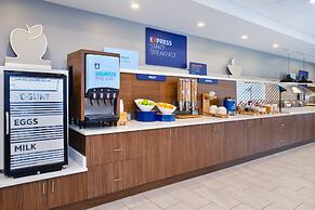 Holiday Inn Express Hotel & Suites Belleville by IHG