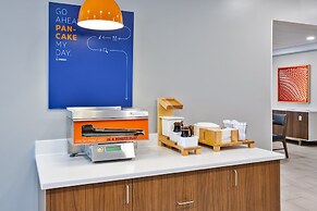 Holiday Inn Express Hotel & Suites Belleville by IHG