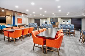 Holiday Inn Express Hotel & Suites Belleville by IHG