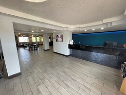 Brentwood Inn Clinton