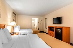 Brentwood Inn Clinton