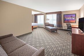 Baymont Inn & Suites Grand Rapids Near Downtown