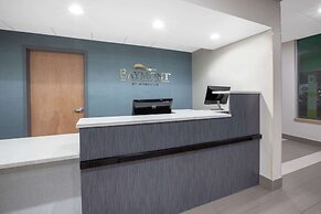 Baymont Inn & Suites Grand Rapids Near Downtown