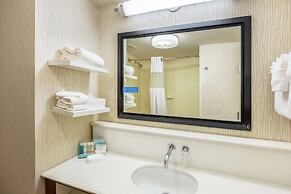 Hampton Inn & Suites Austin-Airport
