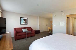 Hampton Inn & Suites Austin-Airport