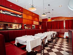 Mantra 2 Bond Street Sydney