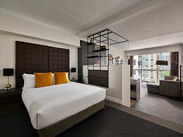 Mantra 2 Bond Street Sydney
