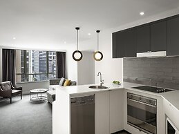 Mantra 2 Bond Street Sydney