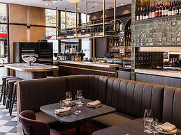 Mantra 2 Bond Street Sydney