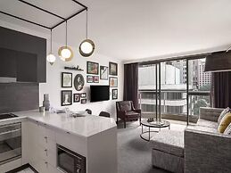 Mantra 2 Bond Street Sydney