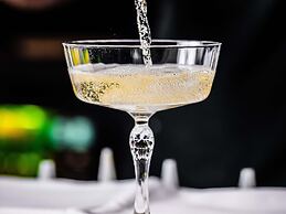 Mantra 2 Bond Street Sydney