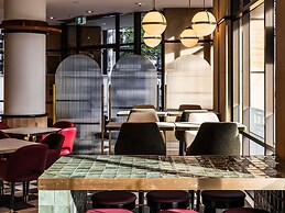 Mantra 2 Bond Street Sydney