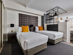 Mantra 2 Bond Street Sydney