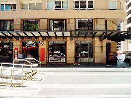 Mantra 2 Bond Street Sydney