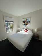 Melbourne South Yarra Central Apartment Hotel