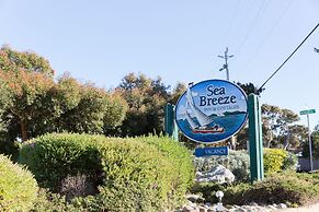 Sea Breeze Inn And Cottages