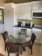 Sea Breeze Inn And Cottages
