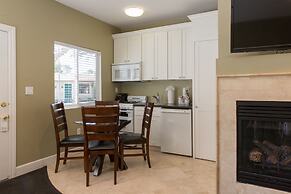 Sea Breeze Inn And Cottages
