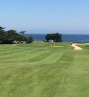 Sea Breeze Inn And Cottages