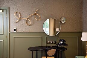 Elmbank York, Tapestry Collection by Hilton