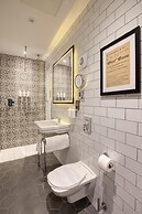 Elmbank York, Tapestry Collection by Hilton